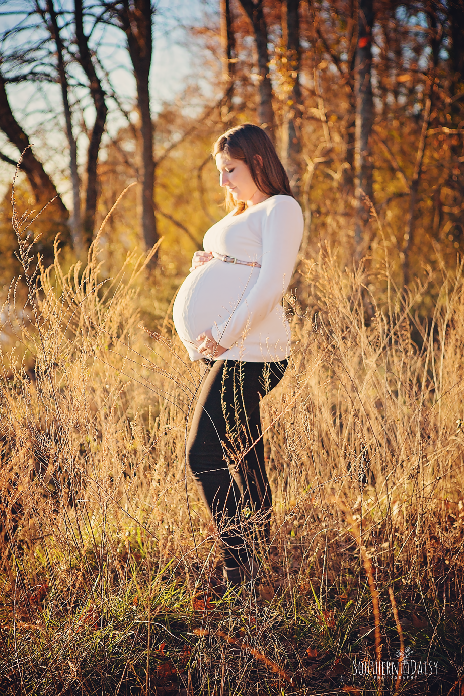 Winter Maternity Session - Southern Daisy Photography - Hendersonville, TN
