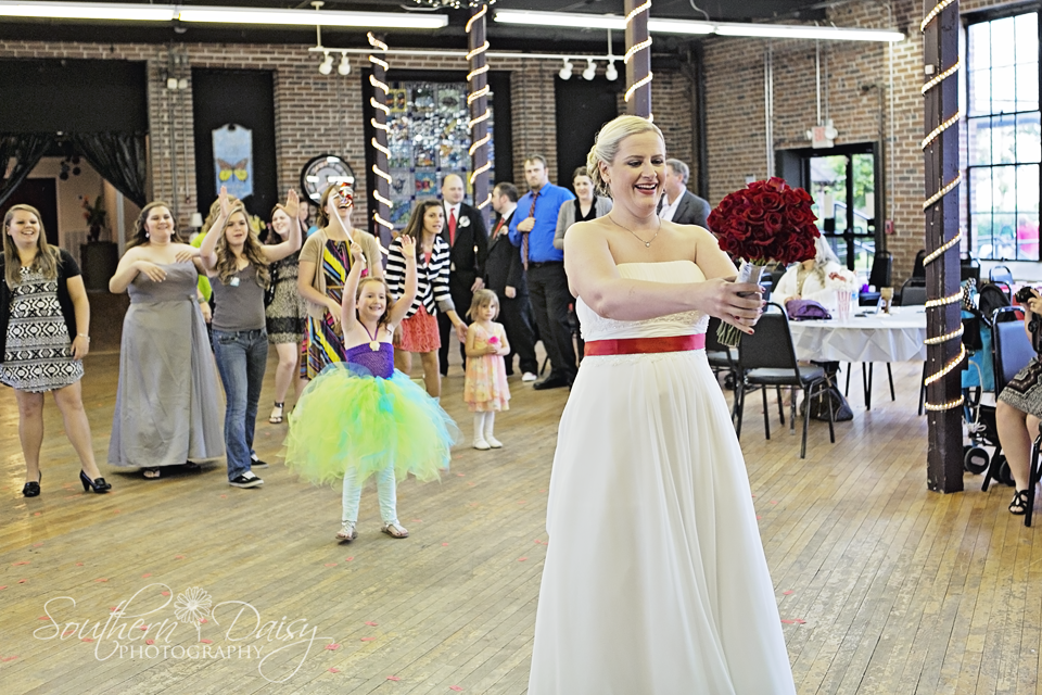 Shelbyville, TN Wedding | Southern Daisy Photography