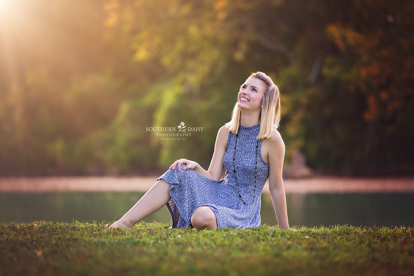 Senior girl laughing - Gallatin Senior Photographer