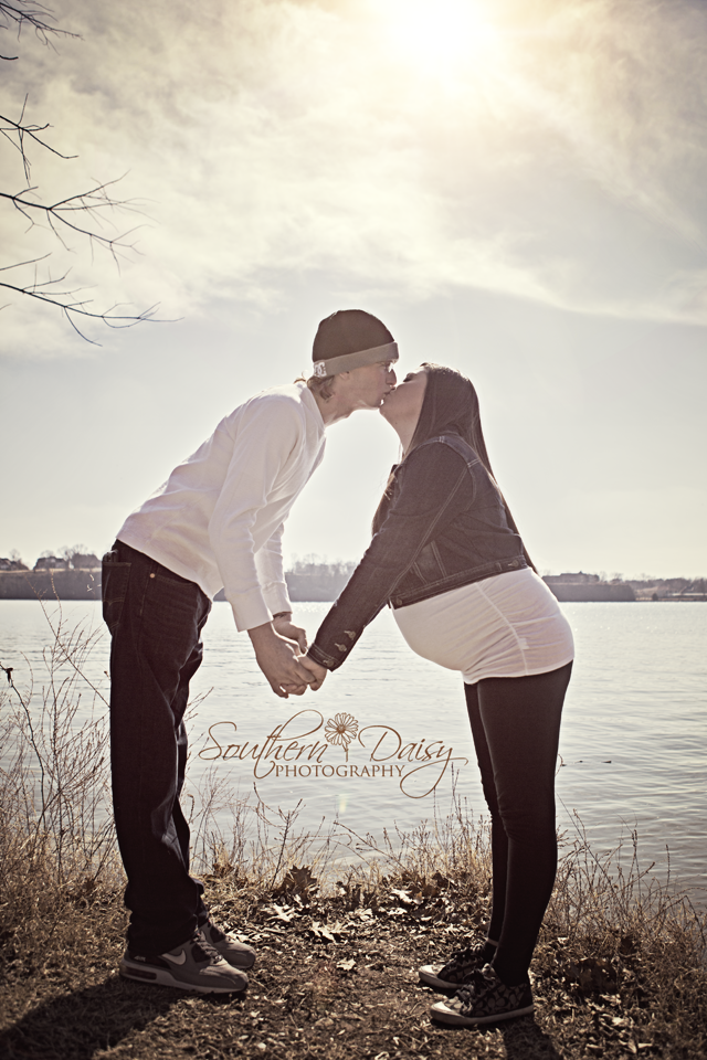 Maternity Photo | Southern Daisy Photography