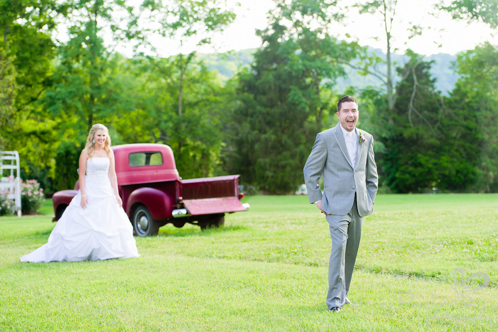 Nashville Wedding - First Look
