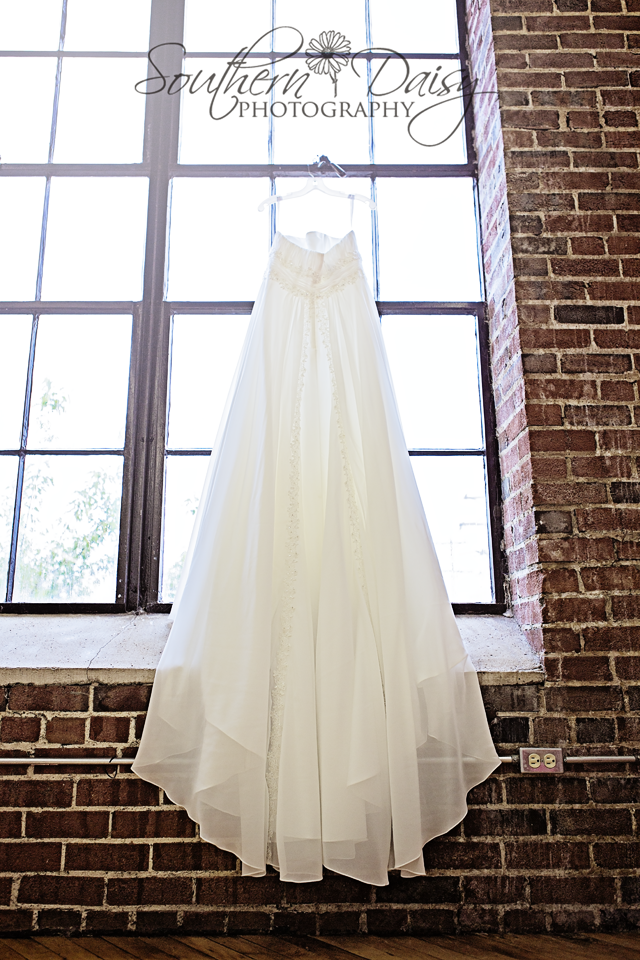 Wedding Dress | Southern Daisy Photography