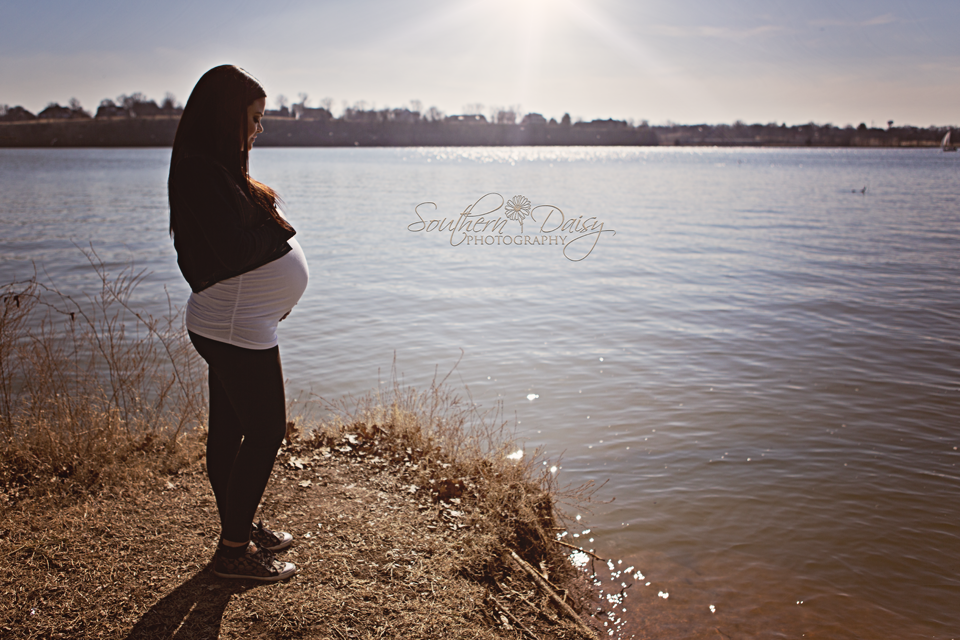 Maternity Photo | Southern Daisy Photography